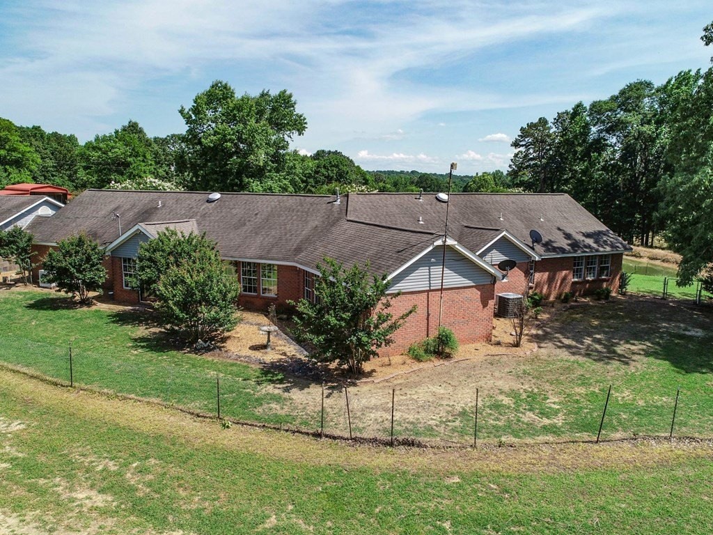 15. 3239 Mudline Road - Tallahatchie County