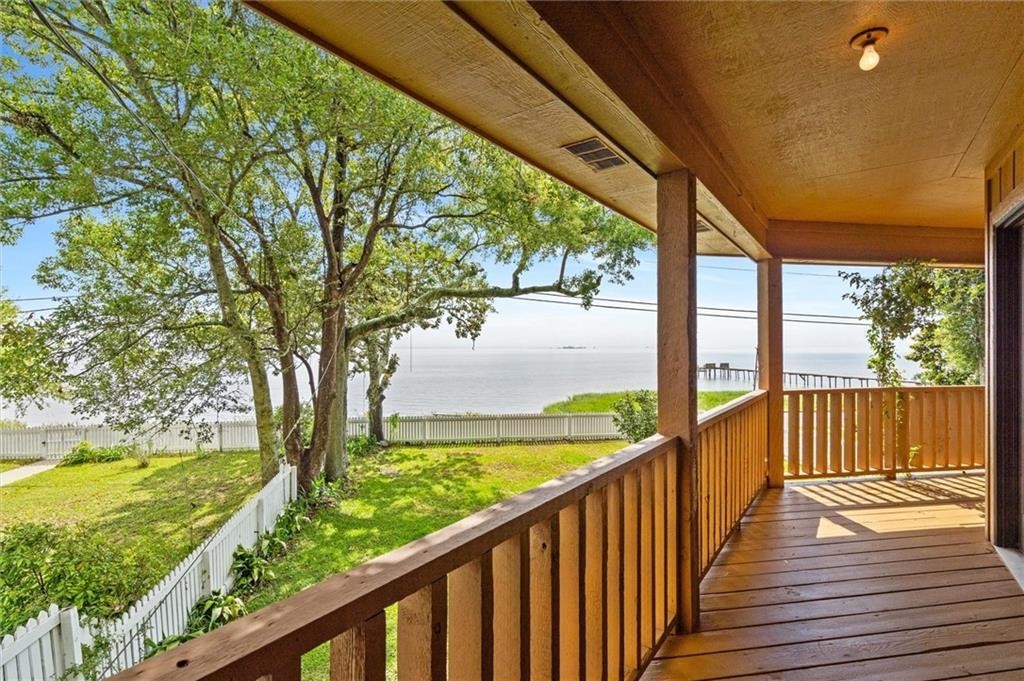 2. 3106 Bay Front Road
