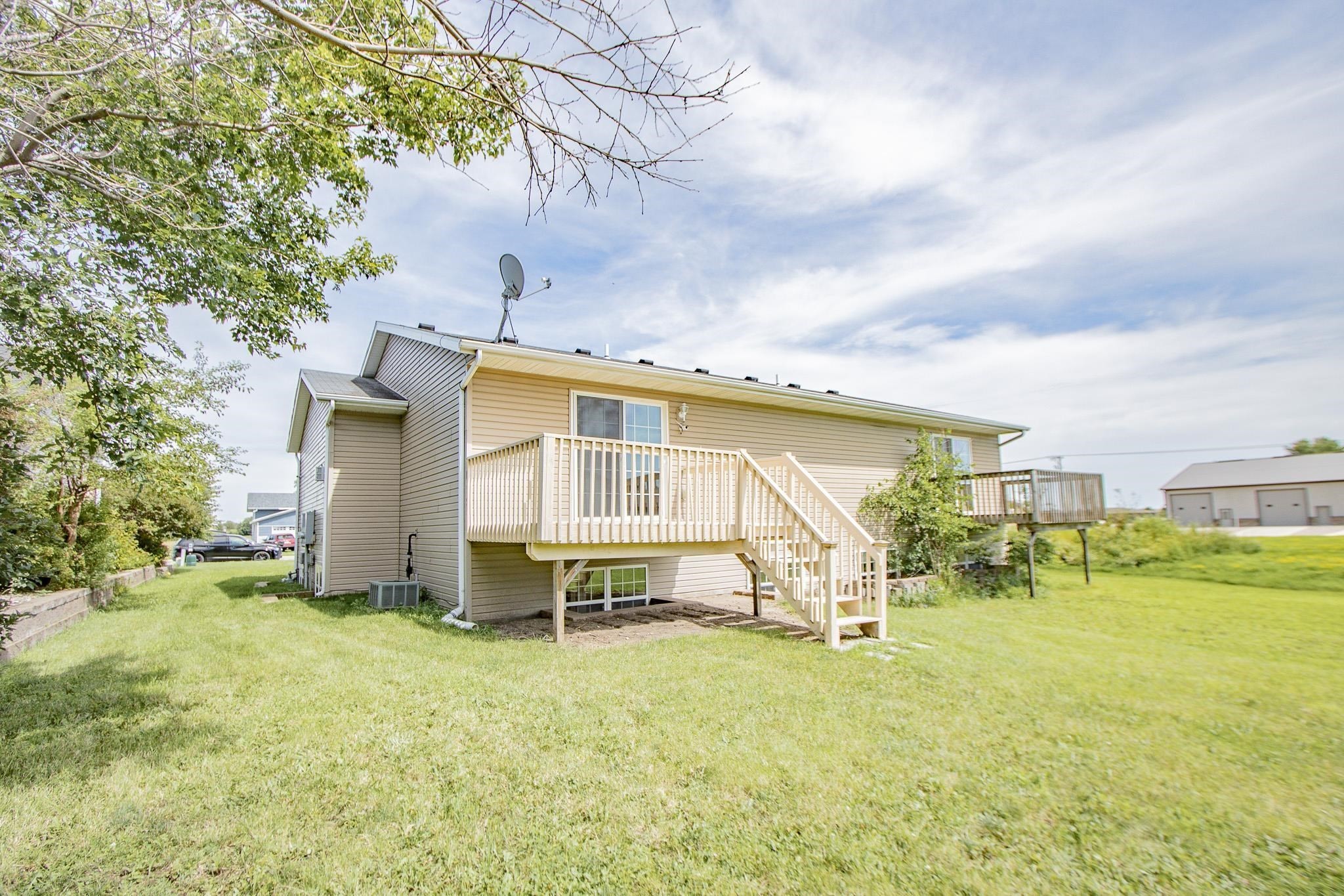 31. 3106 Zenith Avenue, Unit A