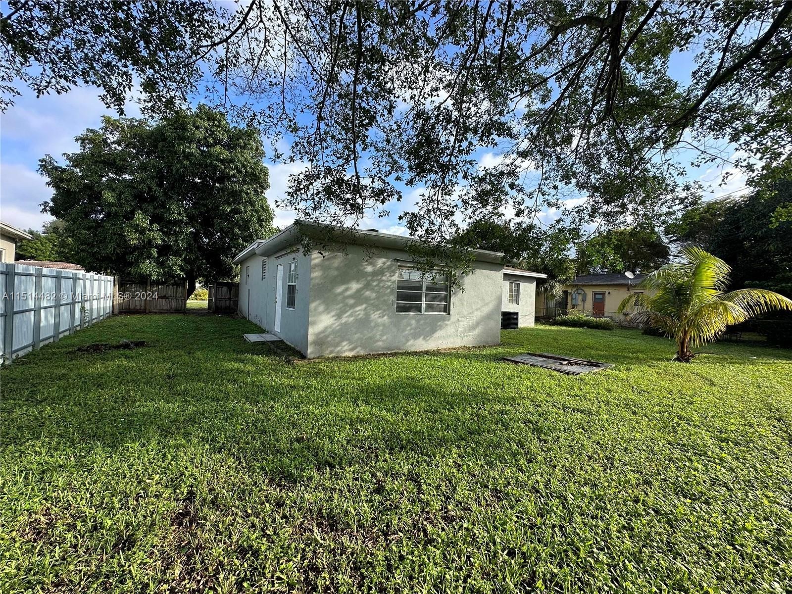 14. 510 NW 152nd St