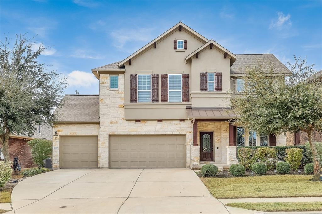 3. 18208  Copper Grassland Way