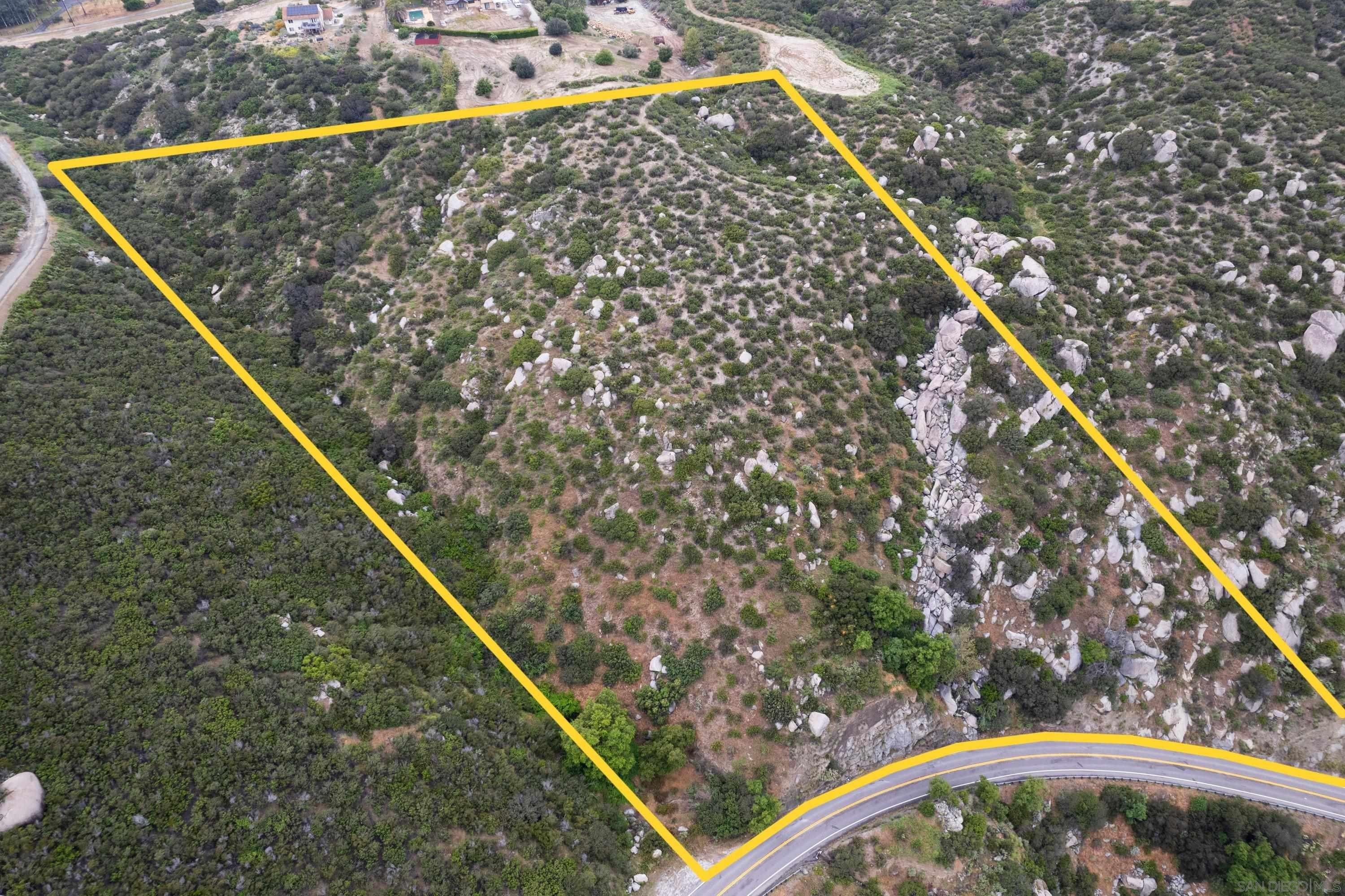 2. 9.51 Acres On Valley Center Rd