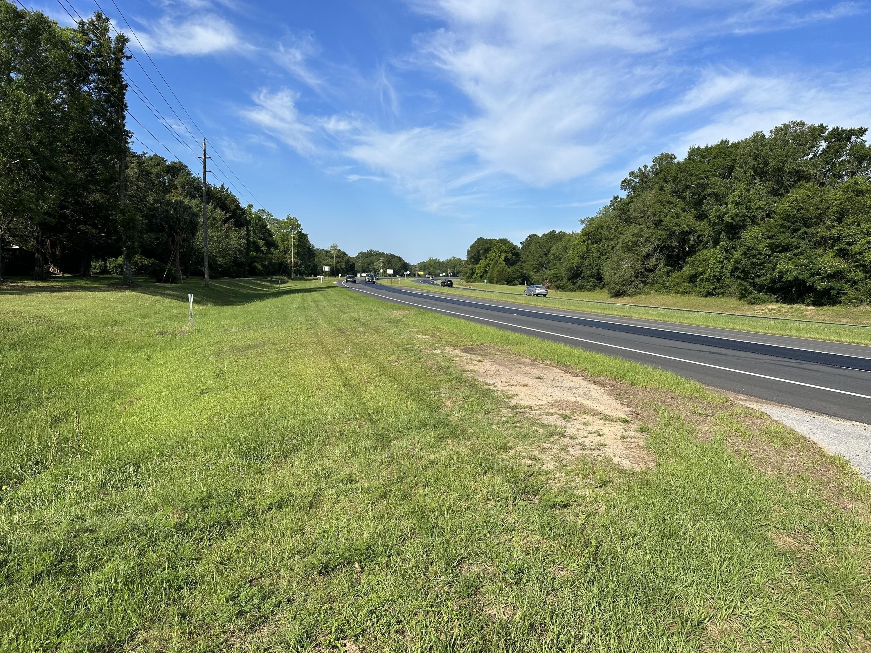 2. 30 +/- Ac N Hwy 85