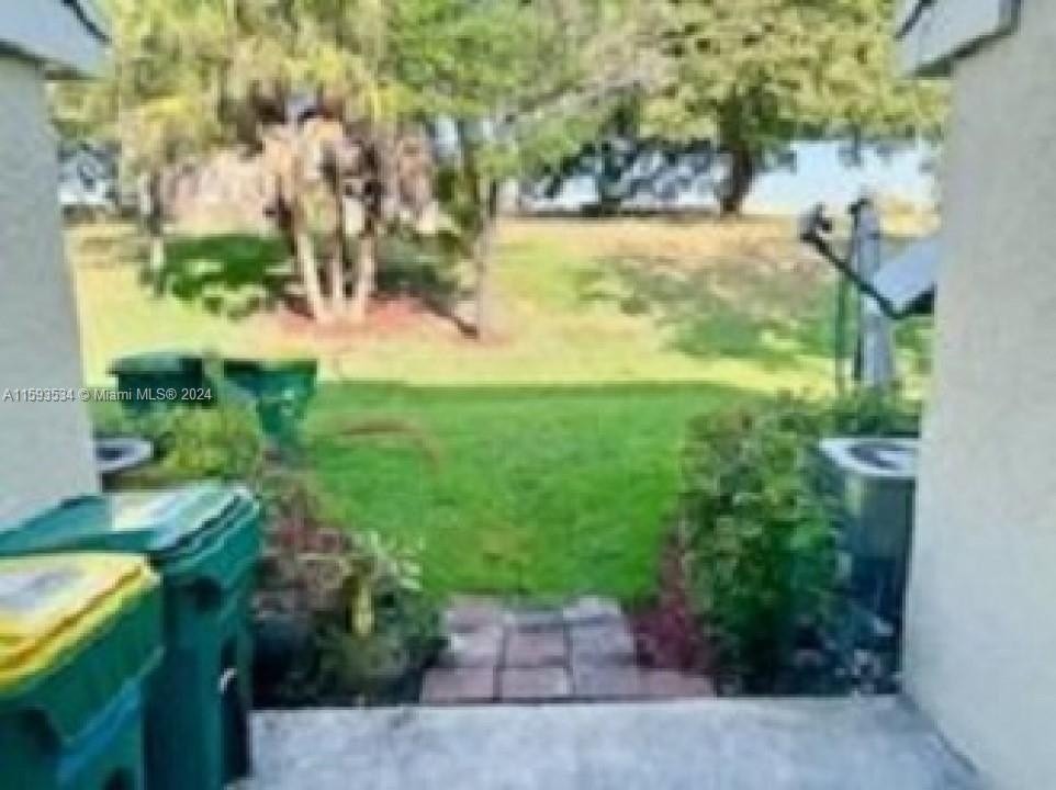 22. 7837 Sanibel Dr