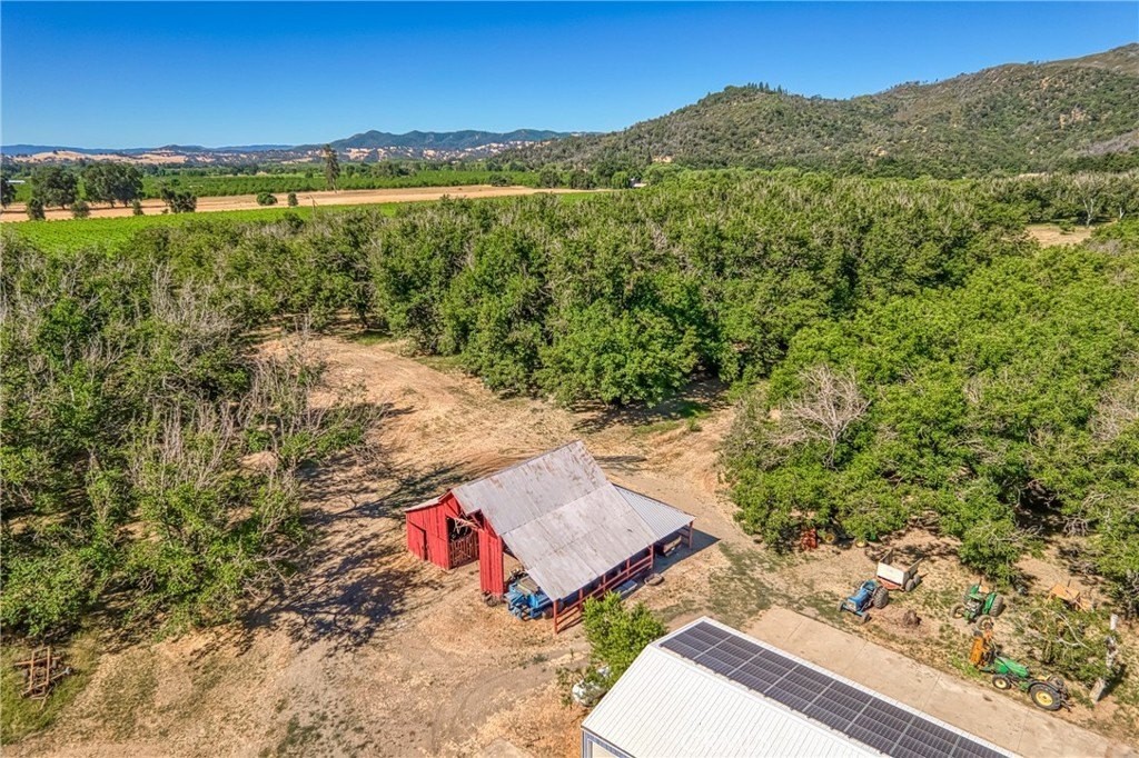 6. 10865 Elk Mountain Road