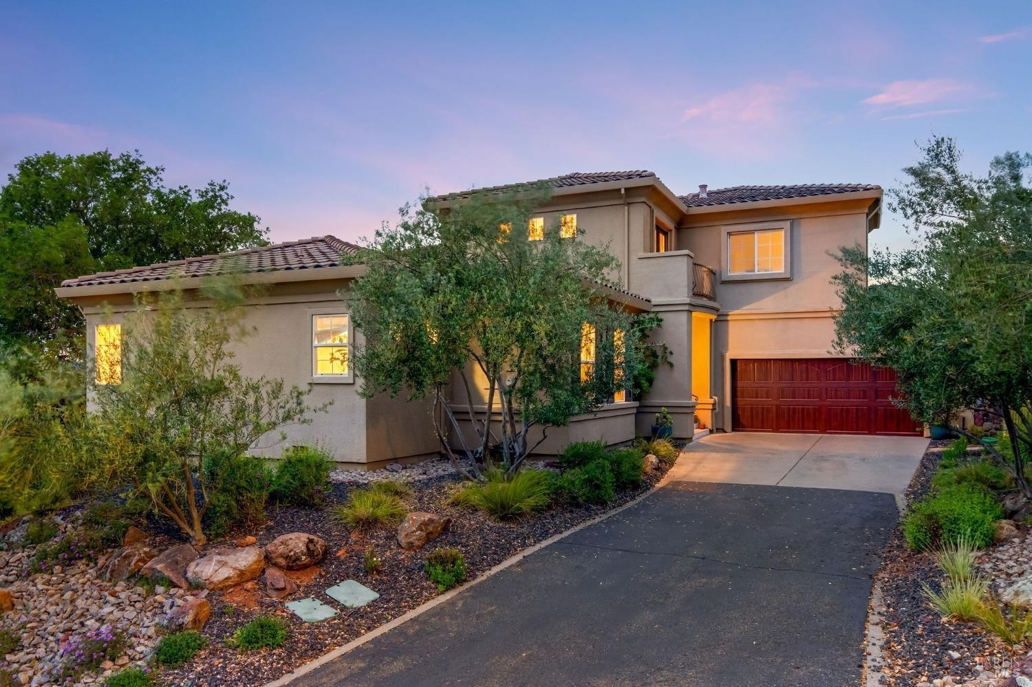 3. 501 Alta Mesa Place