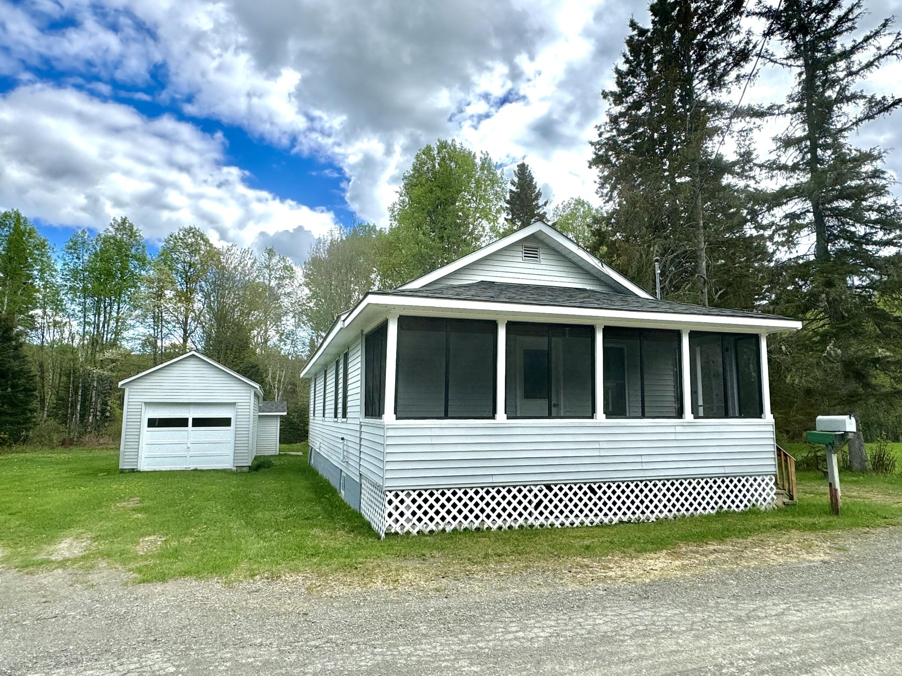 1. 23 Cottage Siding Road