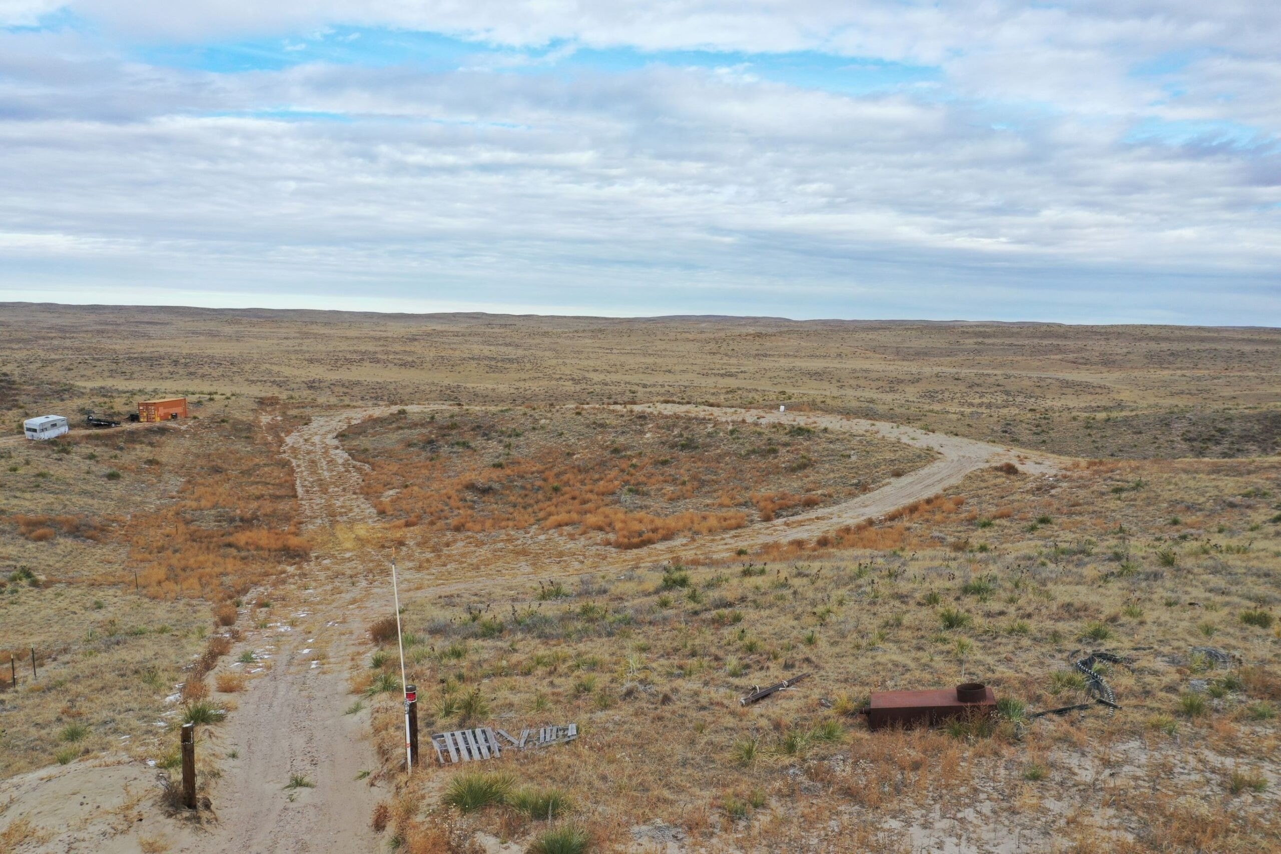 1. Ivan Road Lake Mcconaughy