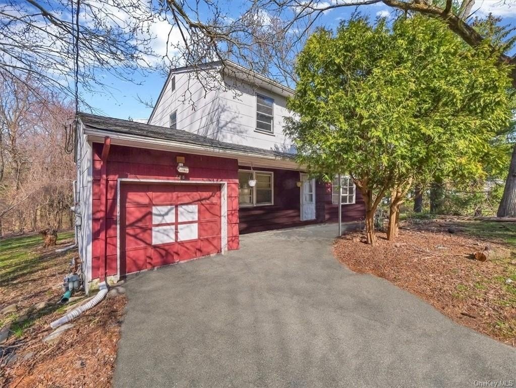 2. 288 Saddle River Road