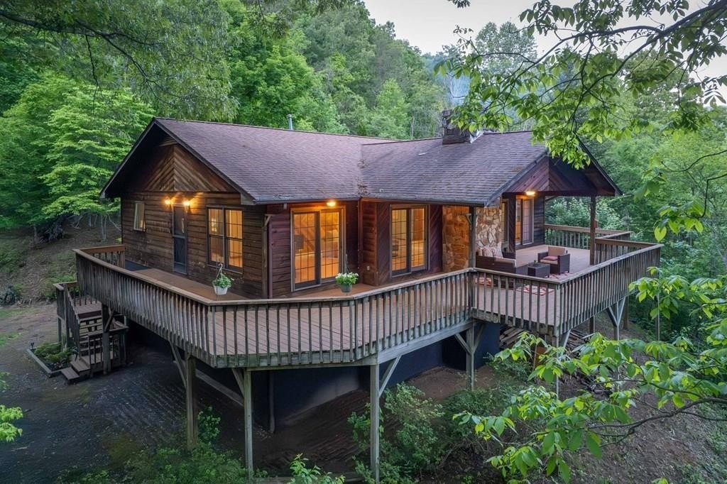 2. 3297 Caney Fork Rd