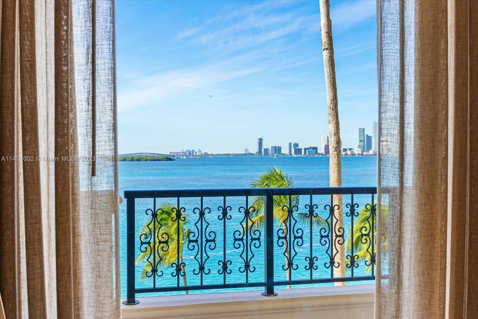 29. 5242 Fisher Island Dr