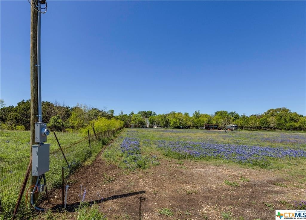 9. 16019 Scenic Oaks Trail