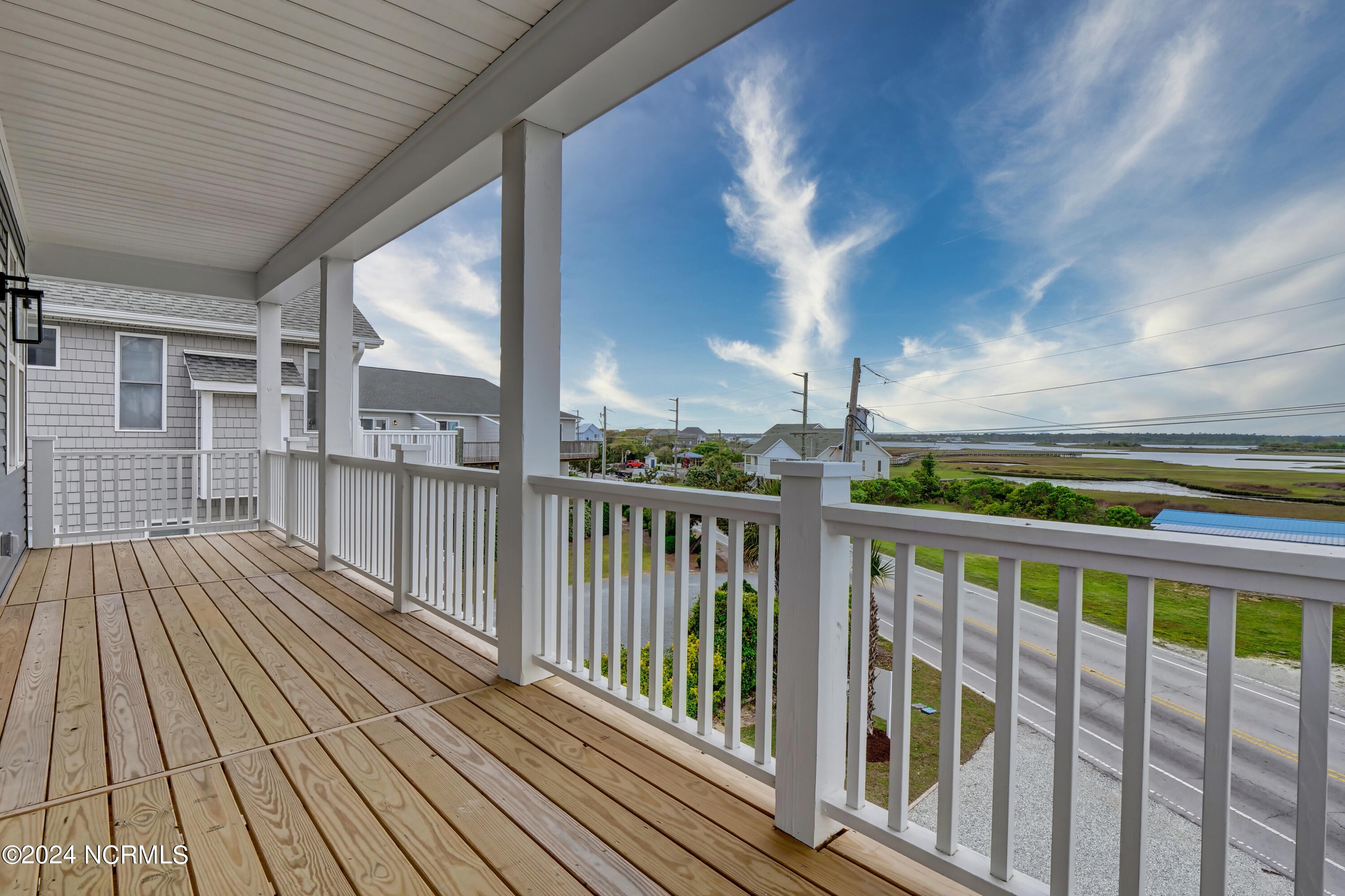 22. 822 S Topsail Drive