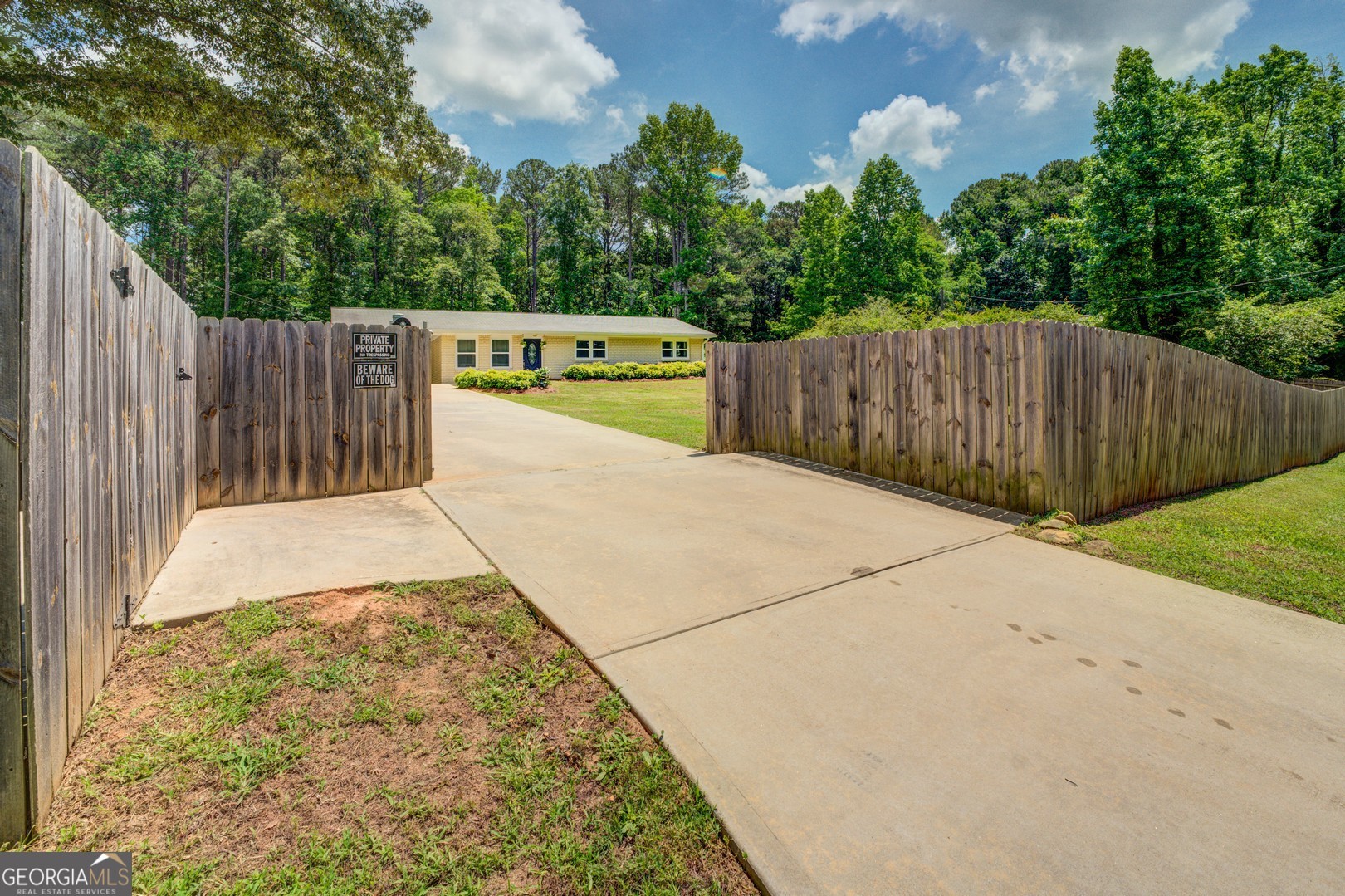 2. 760 Twin Pines Road