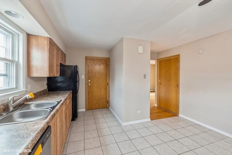 8. 4418 W 55th Street Unit 5