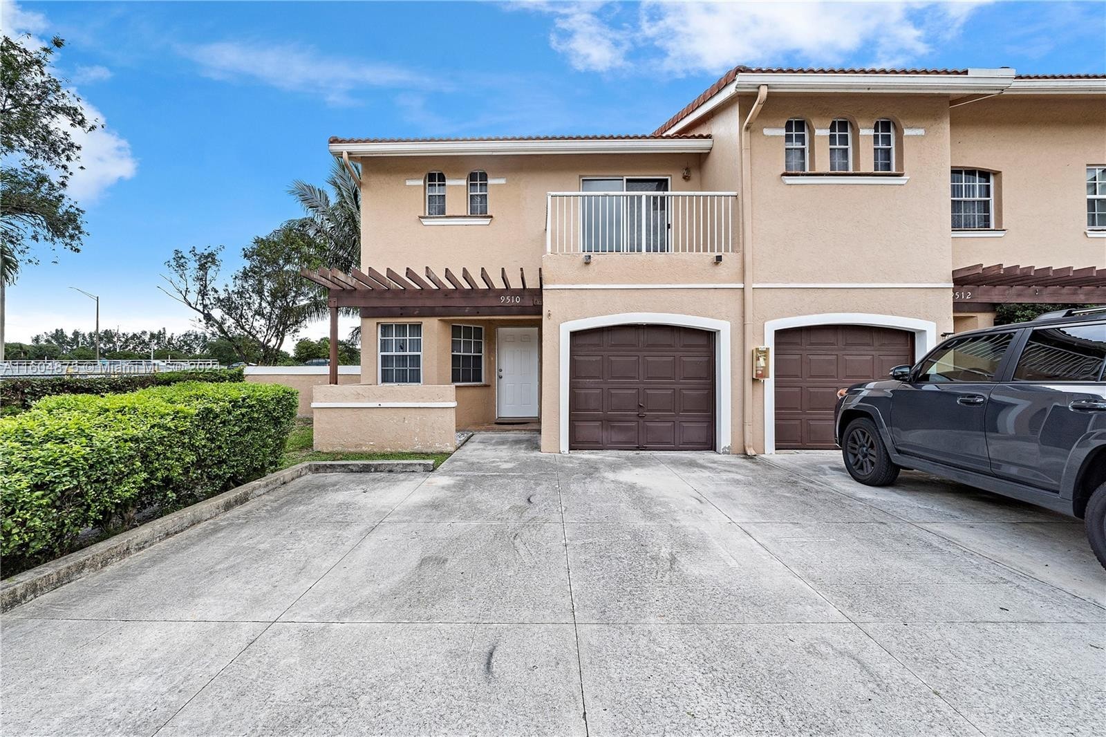 2. 9510 SW 1st Pl