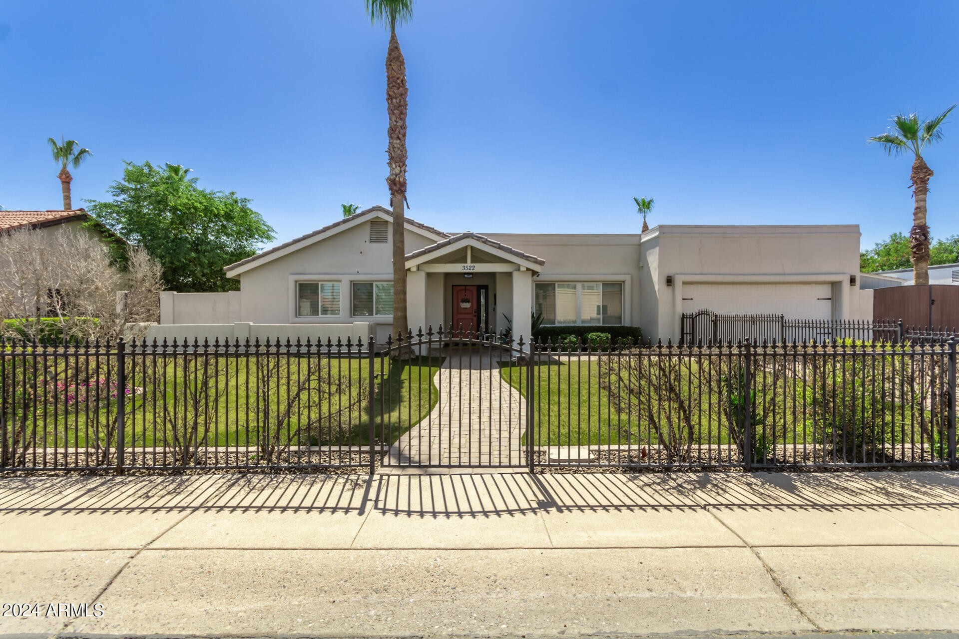 27. 3522 S Kachina Drive