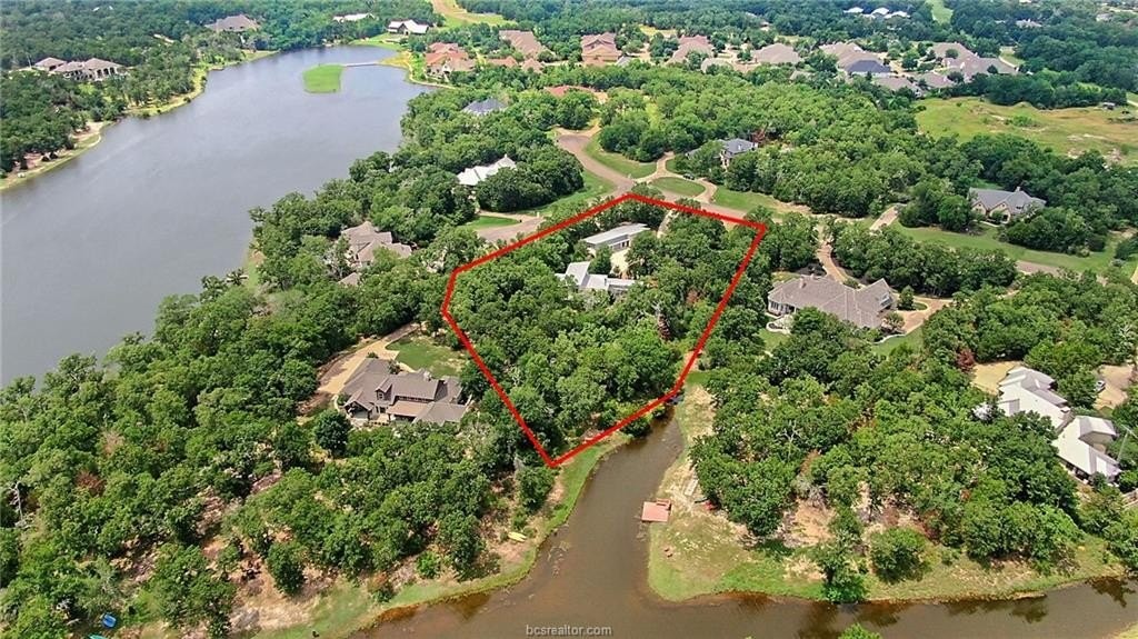 2. 3348 Osage Trail Cove