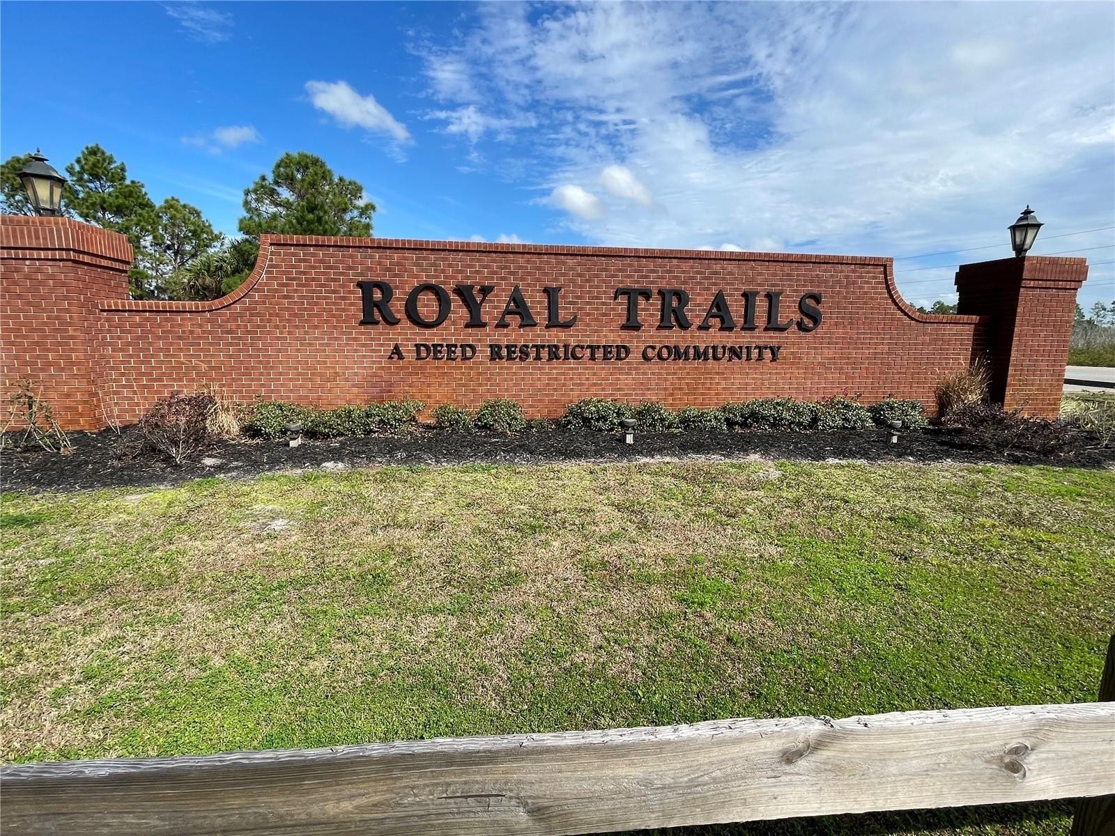 12. Royal Trail Rd