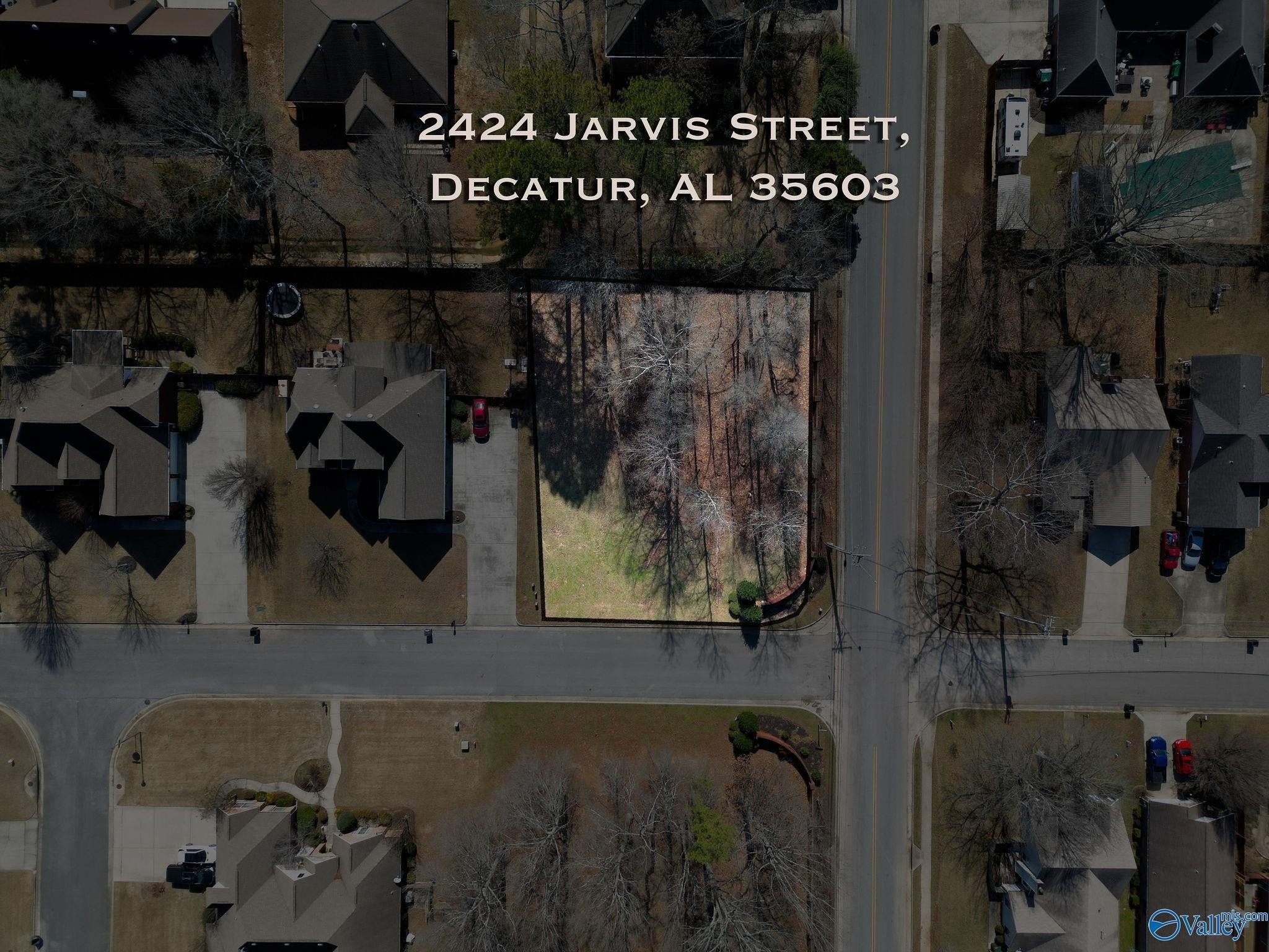 2. 2424 Jarvis Street SW