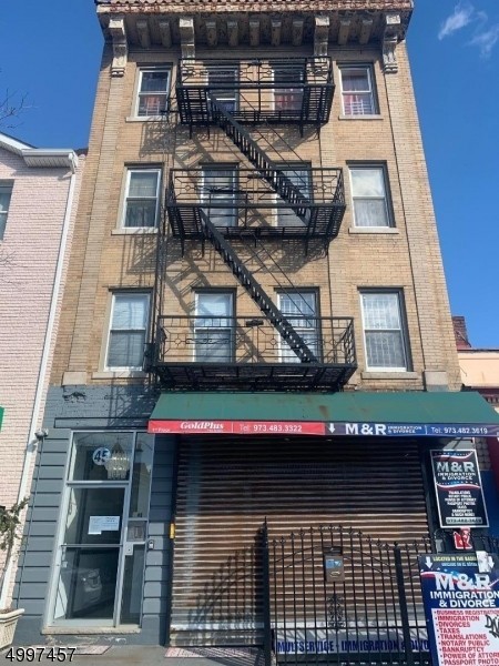 1. 45 Bloomfield Ave Unit 3