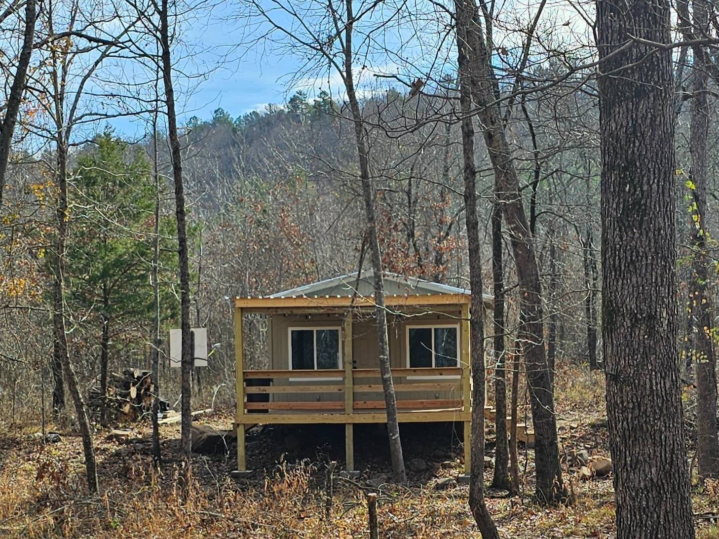 1. Cabin On 11.85 Acres On Live Creek Frontage