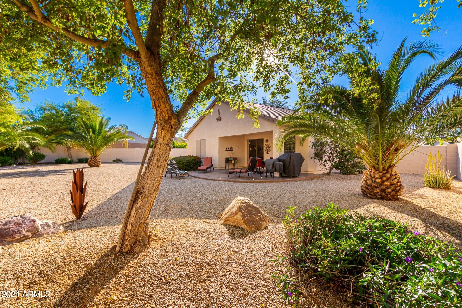 2. 859 W Desert Mountain Drive