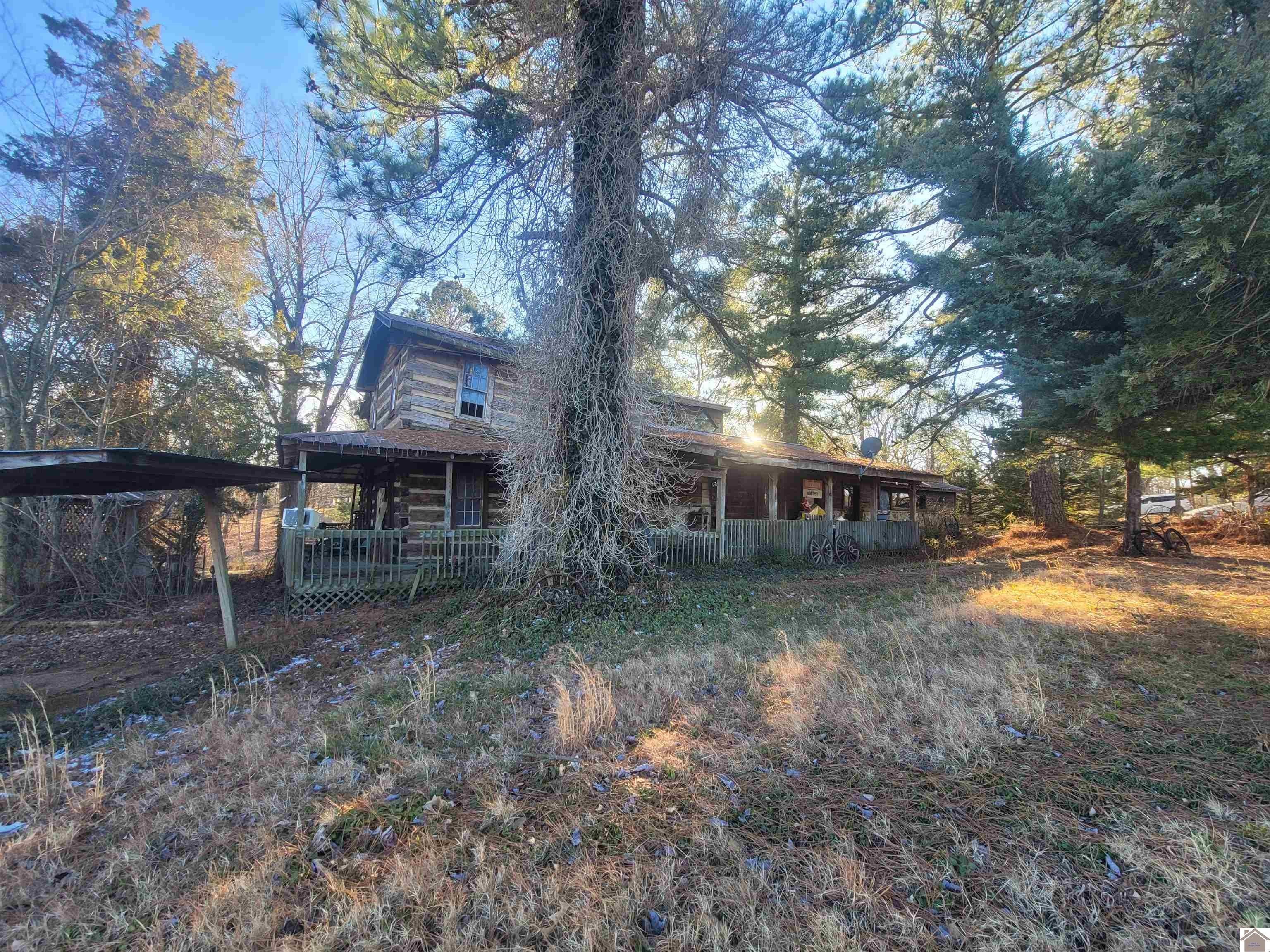 17. 1186 Sledd Creek Road