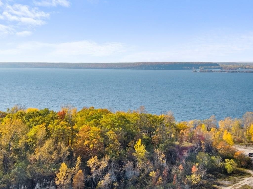 1. Lot 8 Quarry Bluff Ct