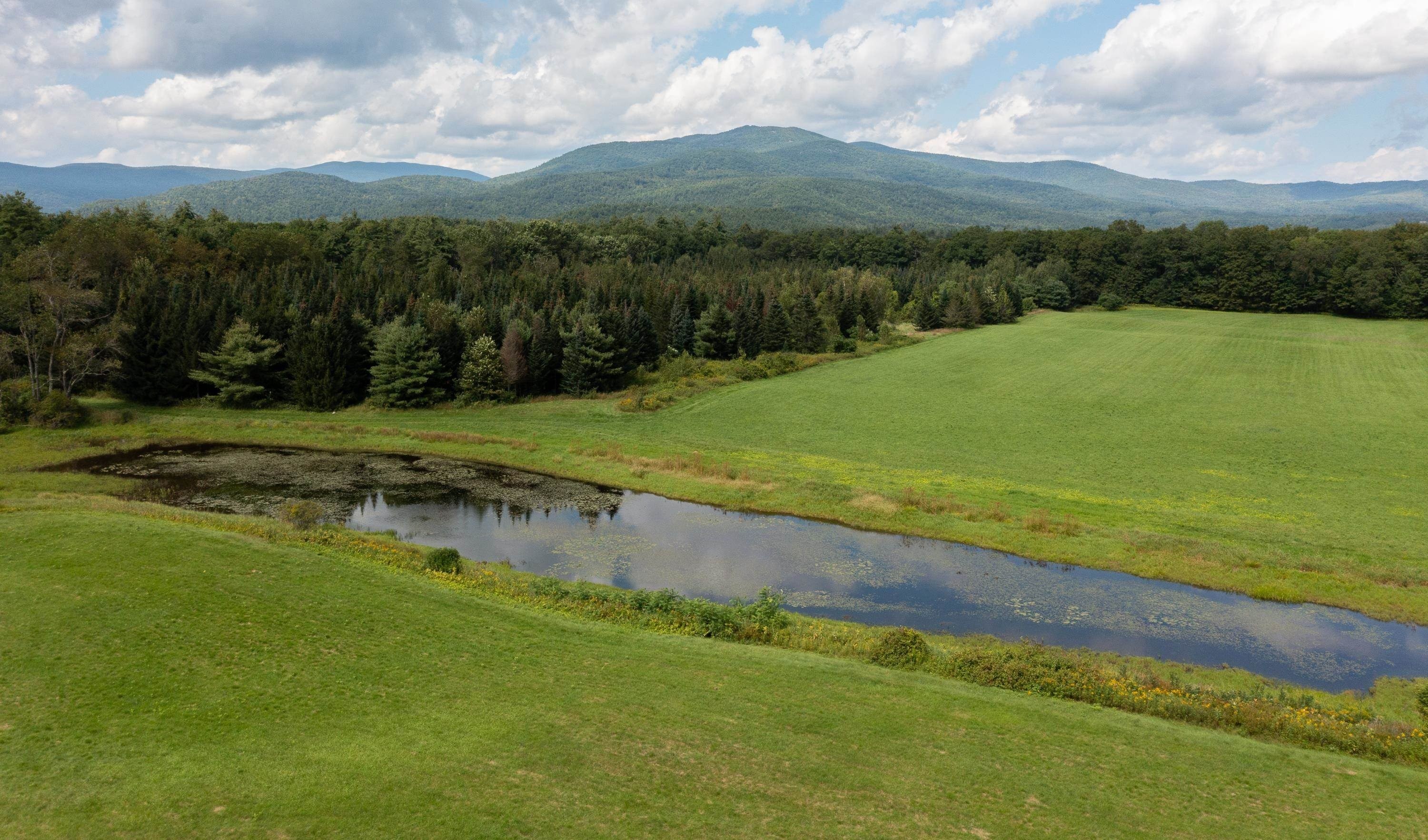 40. 872 Tenney Mountain Highway