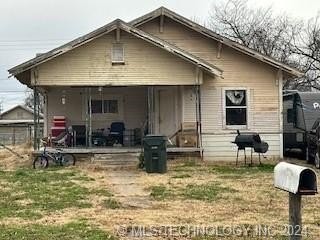 2. 906 N Okmulgee Avenue