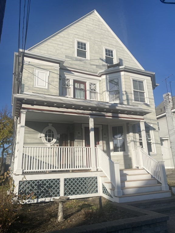 1. 135 Russell St