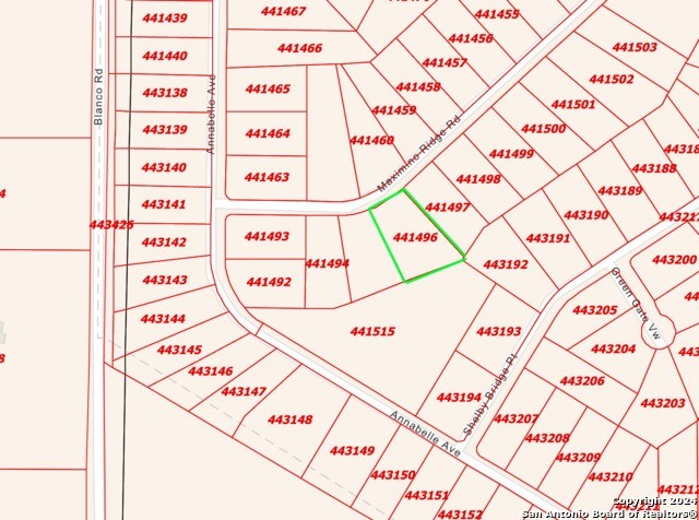 14. 979 Maximino Ridge