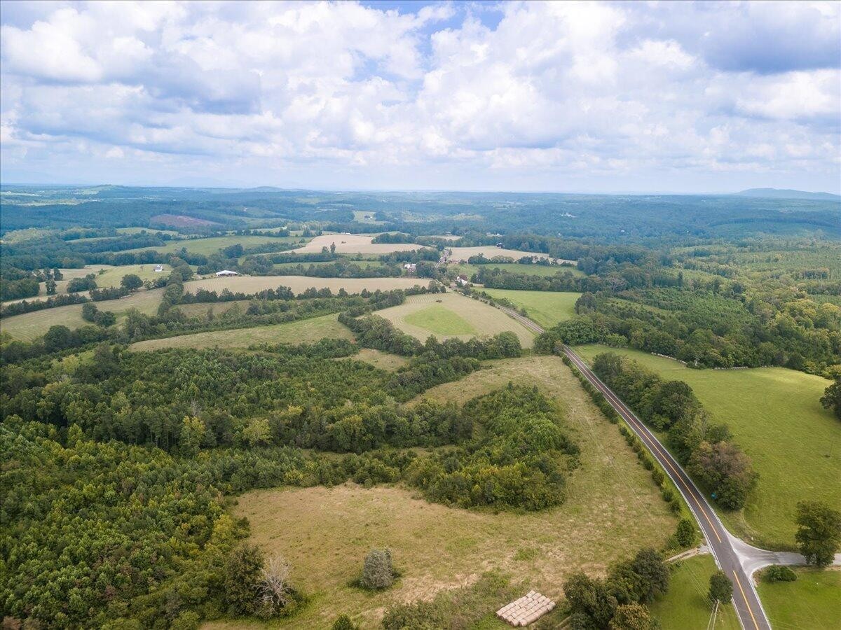 3. Lot 1 Smith Mountain Lake Pkwy