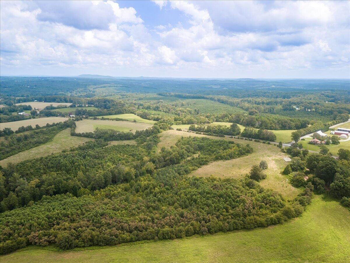 5. Lot 1 Smith Mountain Lake Pkwy