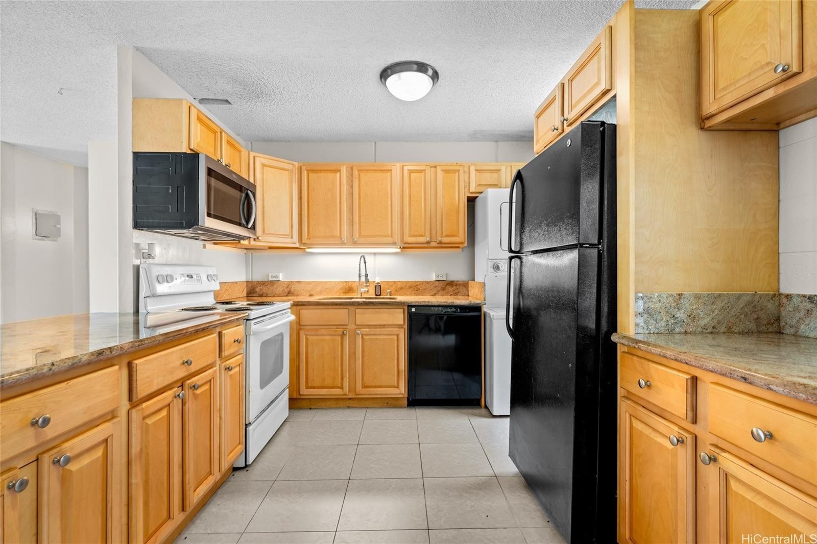 4. 95-2035 Waikalani Place B203