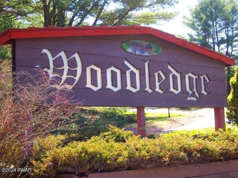 9. 153 Woodledge East Lake Drive