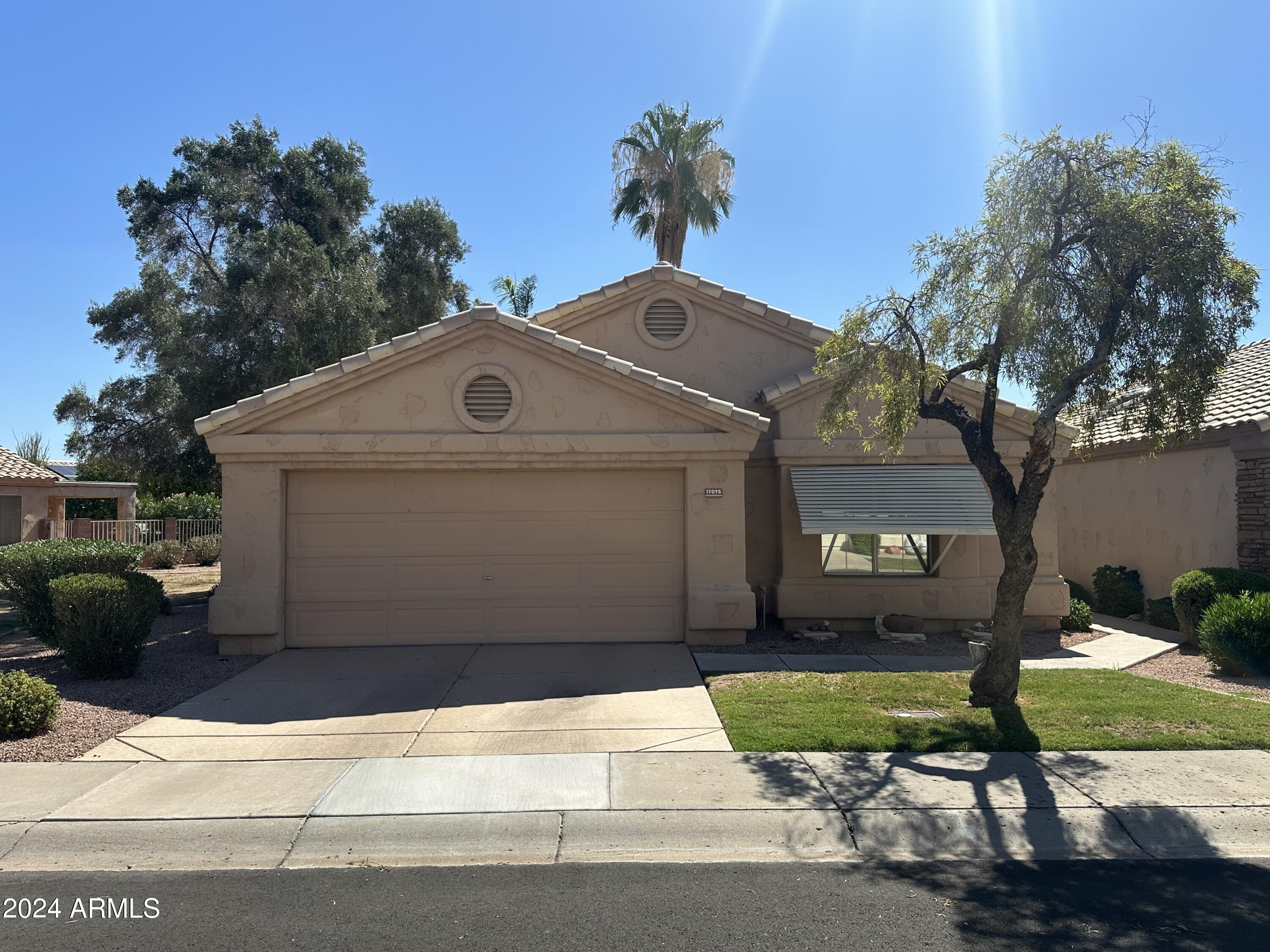 1. 17095 N Winding Trail