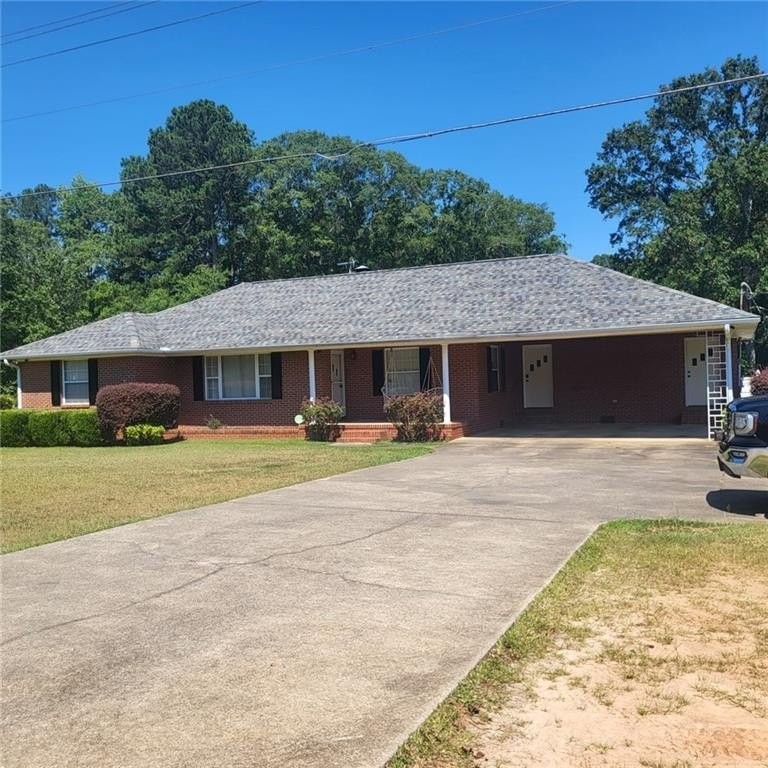 2. 4426 Cusseta Road