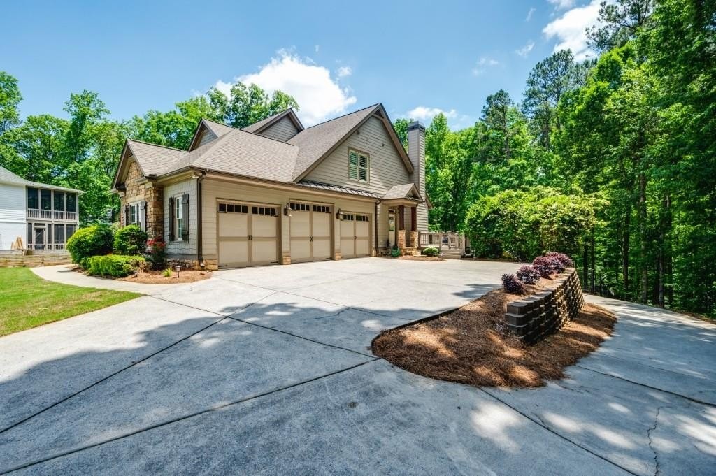 4. 6025 Chestatee Creek Court