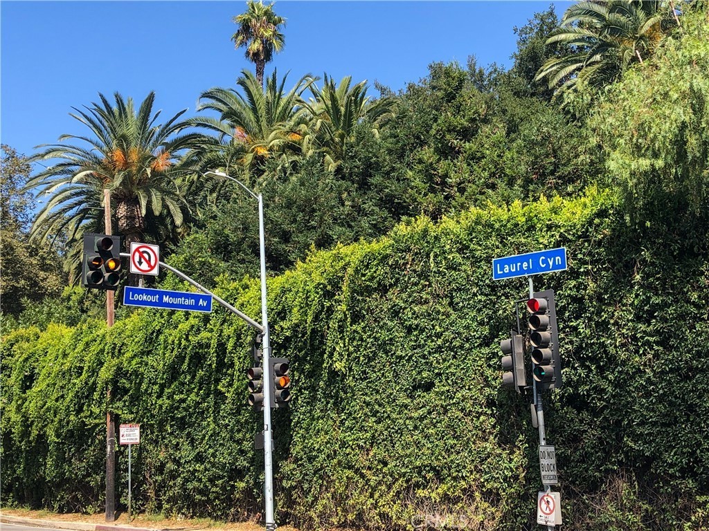 1. 0 Laurel Canyon Blvd./Merrywood Dr.