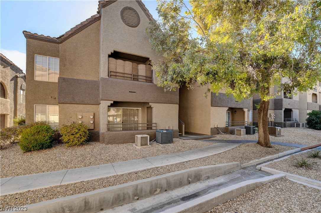 3. 2200 S Fort Apache Road