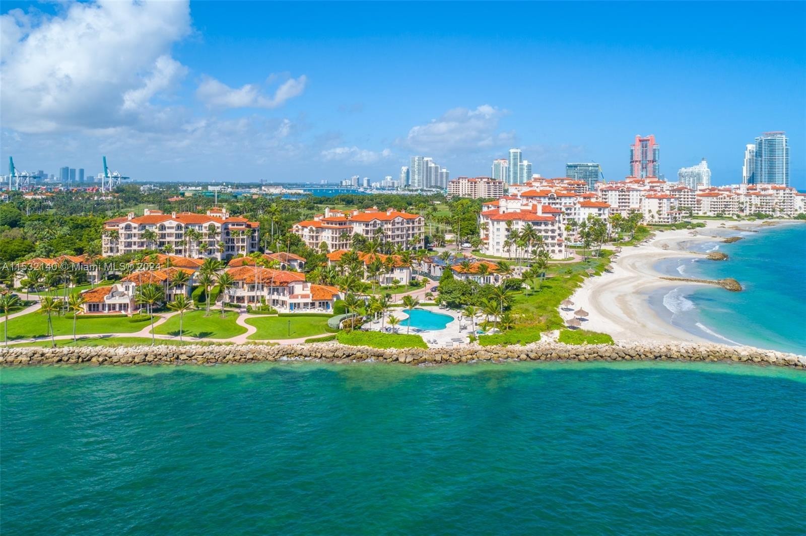 21. 15411 Fisher Island Dr