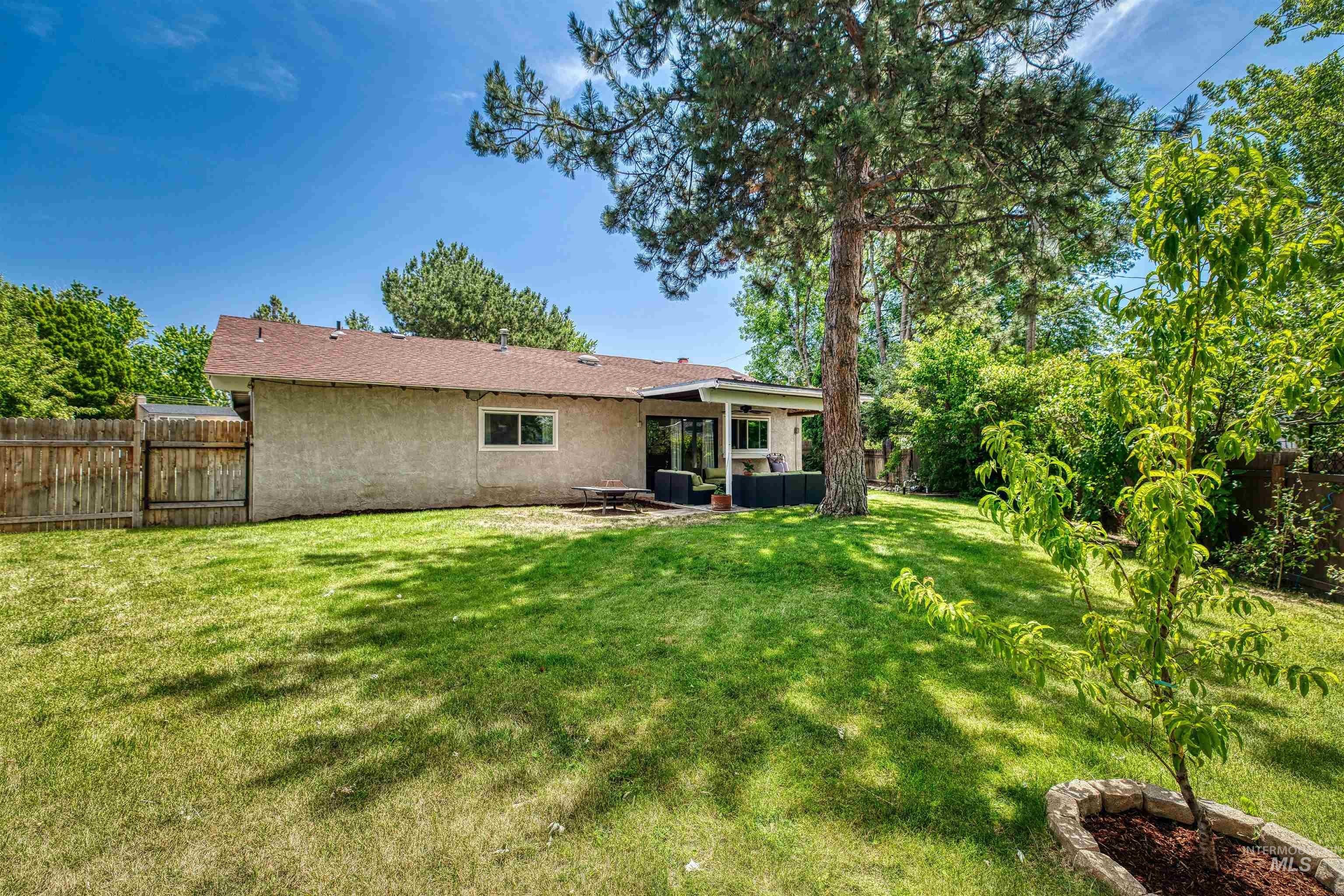 21. 501 S Bighorn Drive