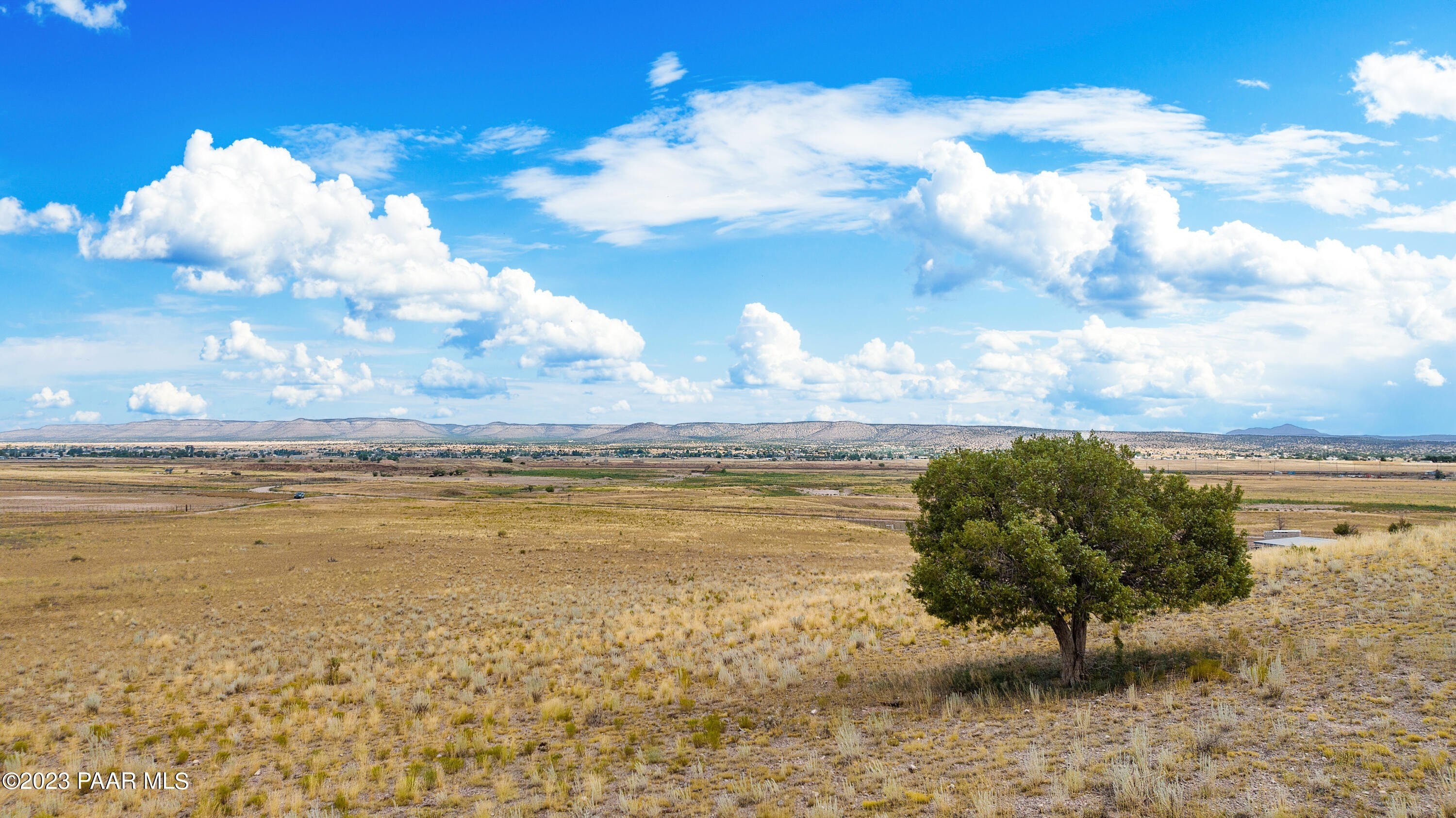 10. 002 W Curtis Ranch Road