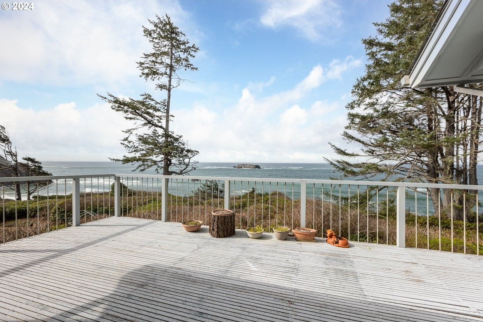 43. 242 Sea Crest Way