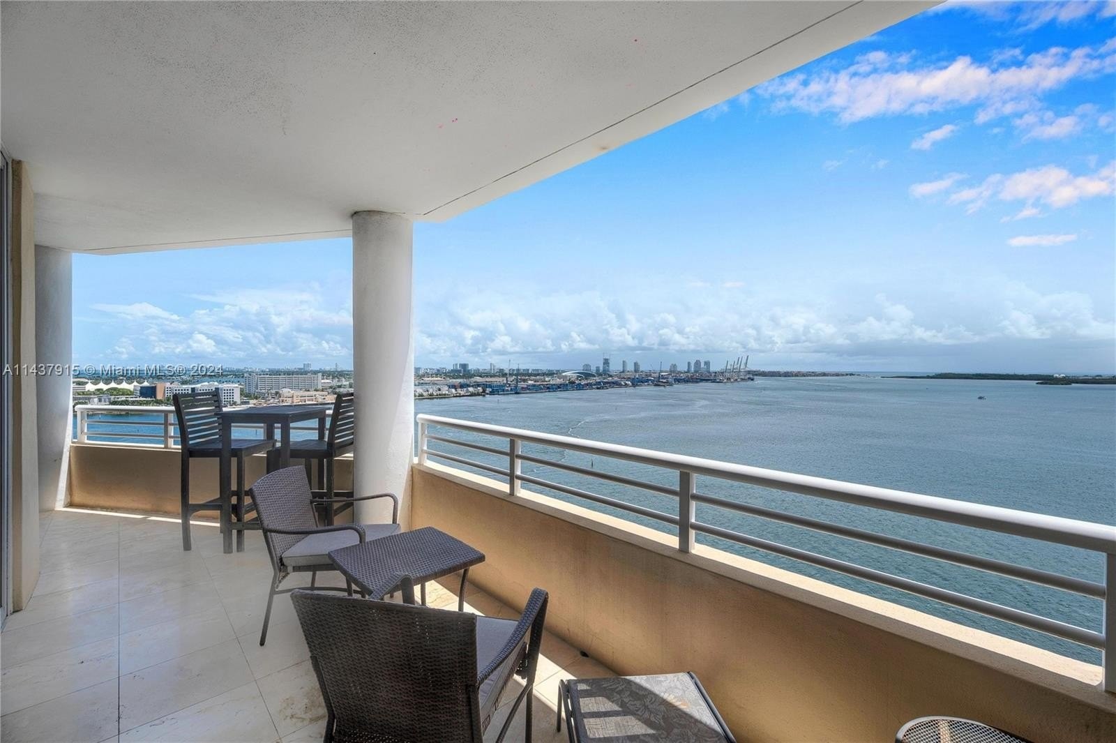 49. 848 Brickell Key Dr