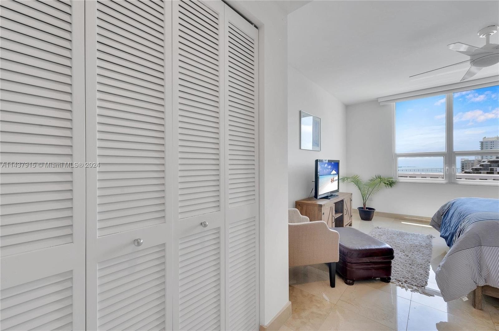 23. 848 Brickell Key Dr