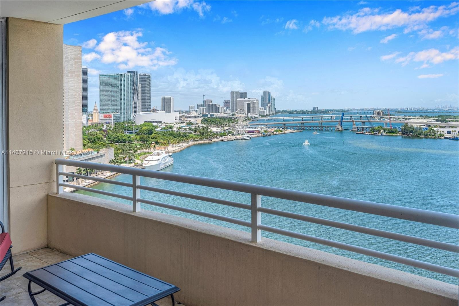 33. 848 Brickell Key Dr