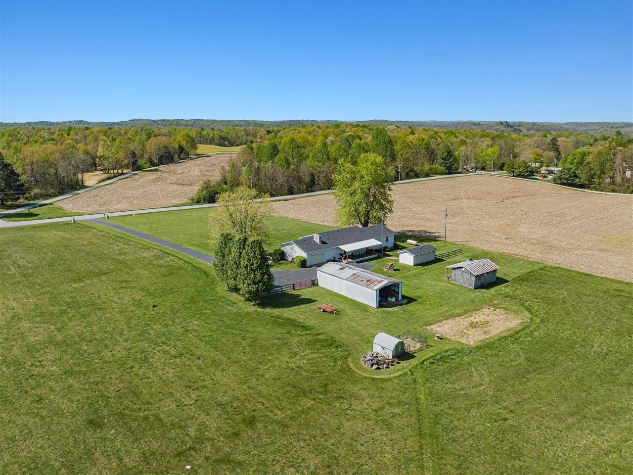47. 5695 Caneyville Road